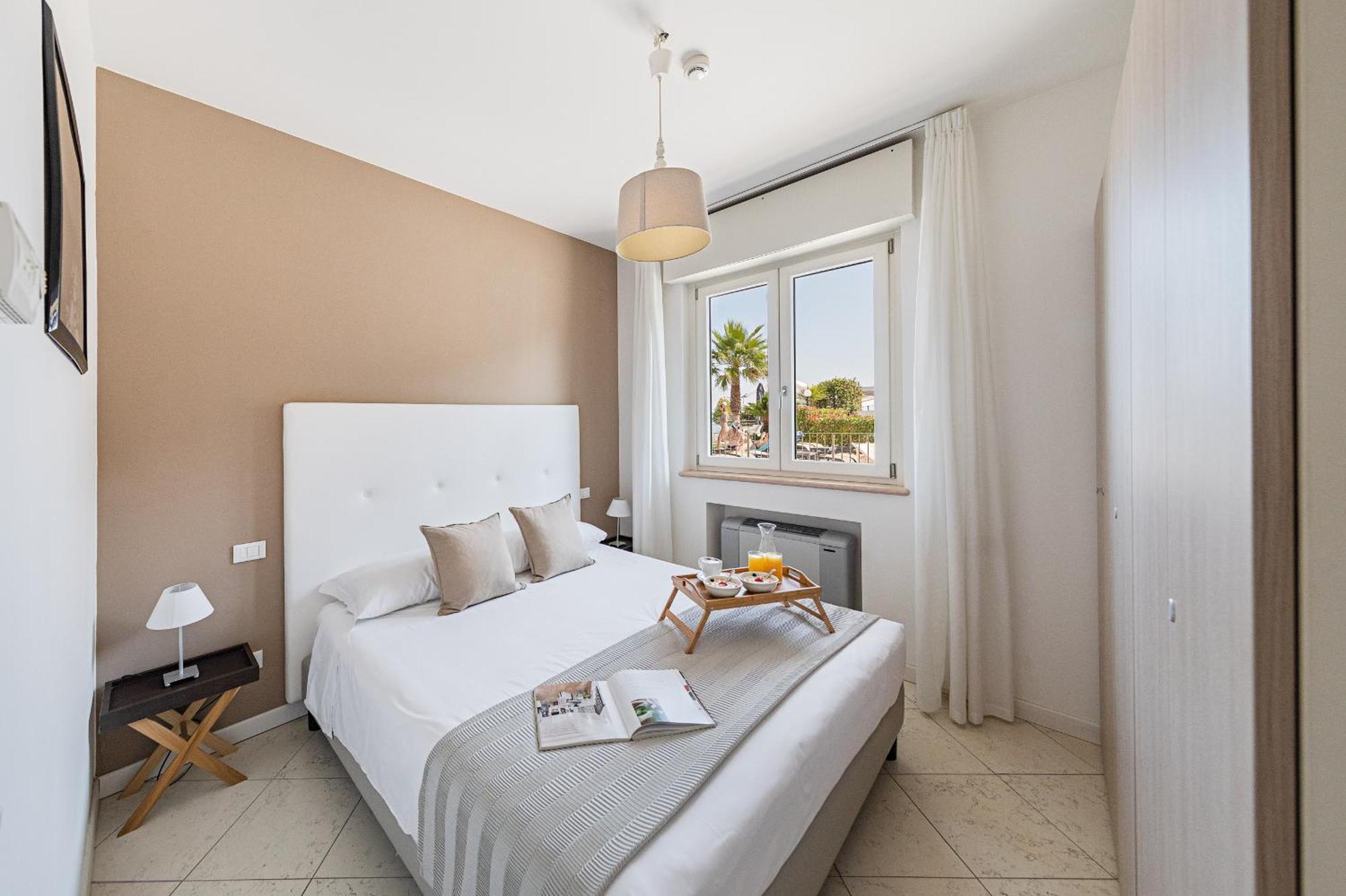 דסנזאנו דל גארדה Residenza Miralago II By Wonderful Italy מראה חיצוני תמונה
