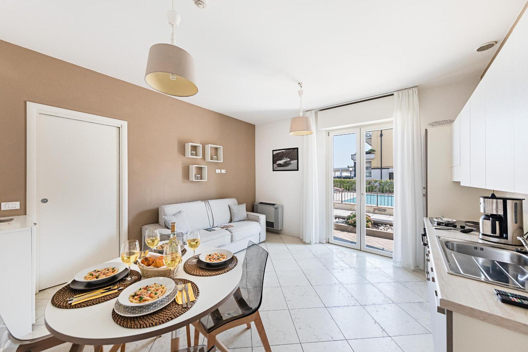 דסנזאנו דל גארדה Residenza Miralago II By Wonderful Italy מראה חיצוני תמונה