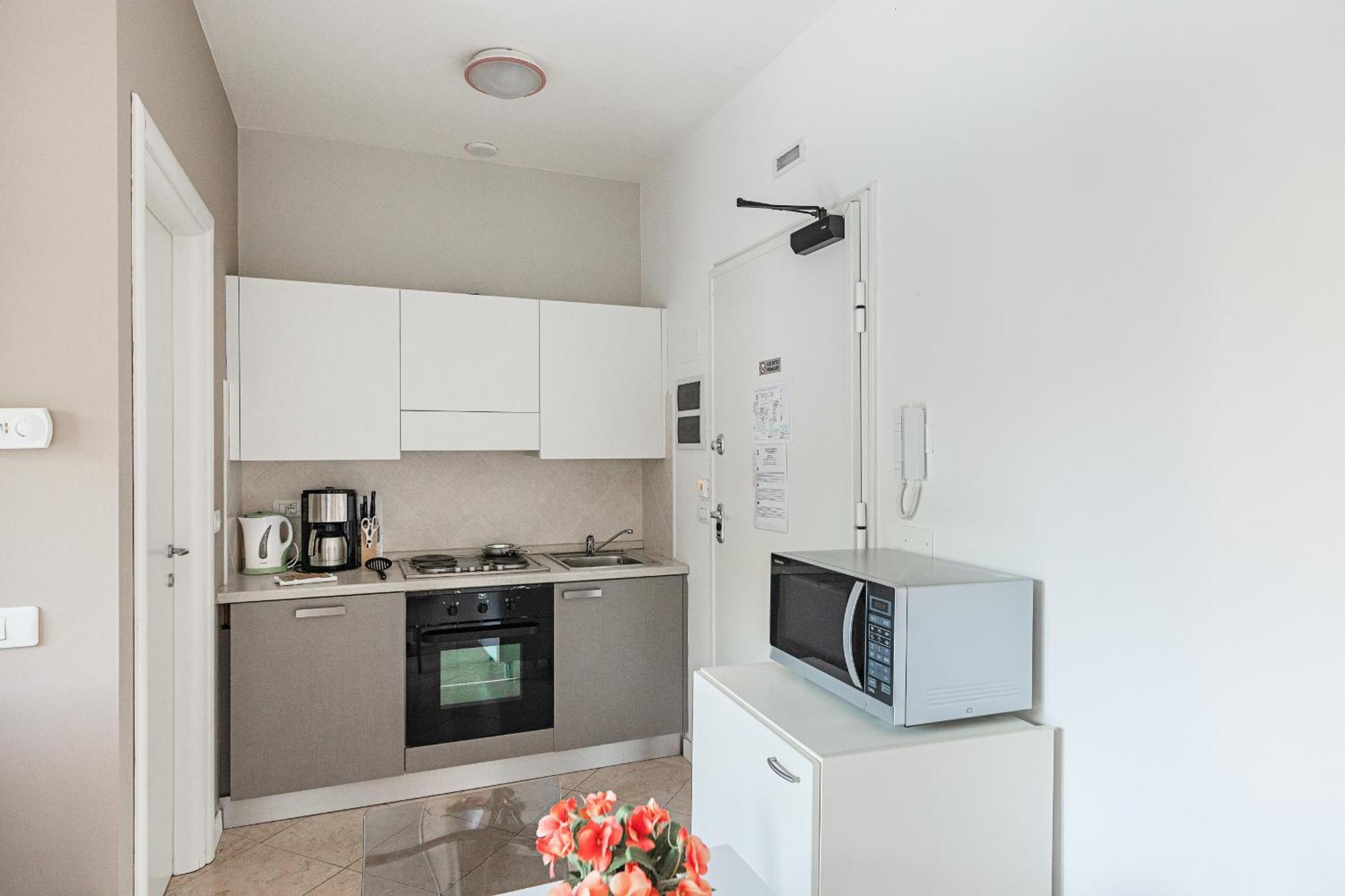 דסנזאנו דל גארדה Residenza Miralago II By Wonderful Italy מראה חיצוני תמונה