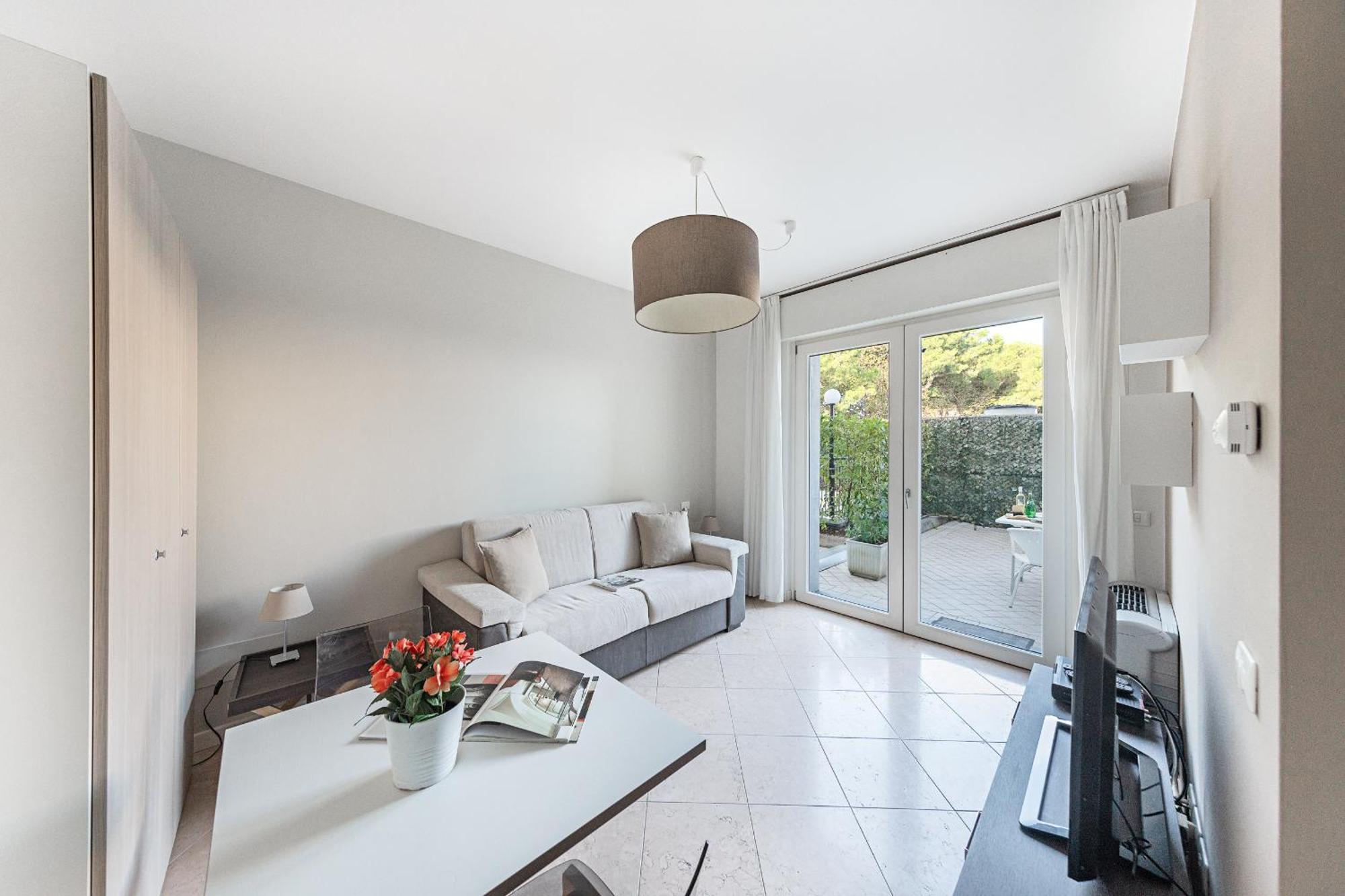דסנזאנו דל גארדה Residenza Miralago II By Wonderful Italy מראה חיצוני תמונה