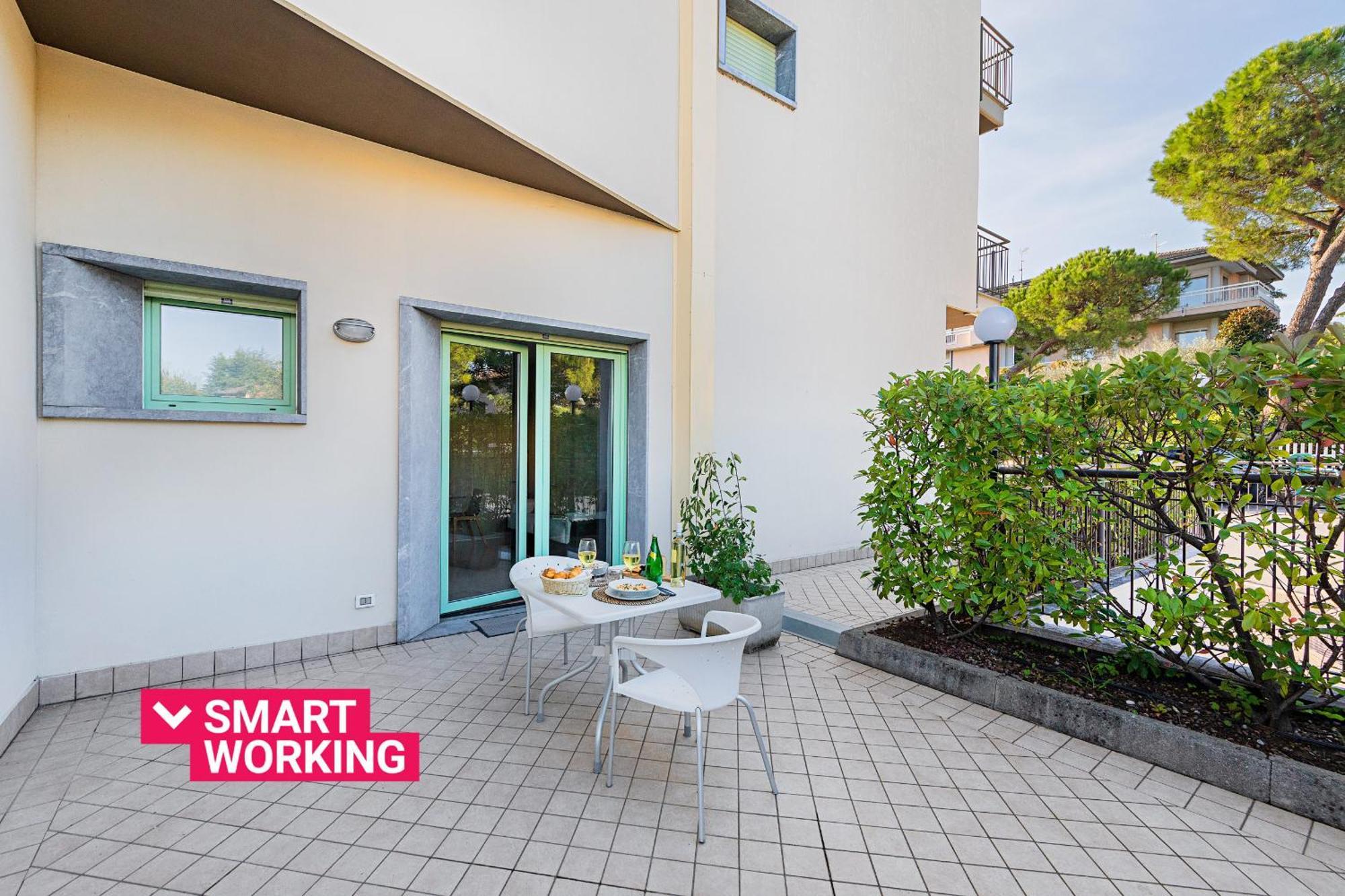 דסנזאנו דל גארדה Residenza Miralago II By Wonderful Italy מראה חיצוני תמונה