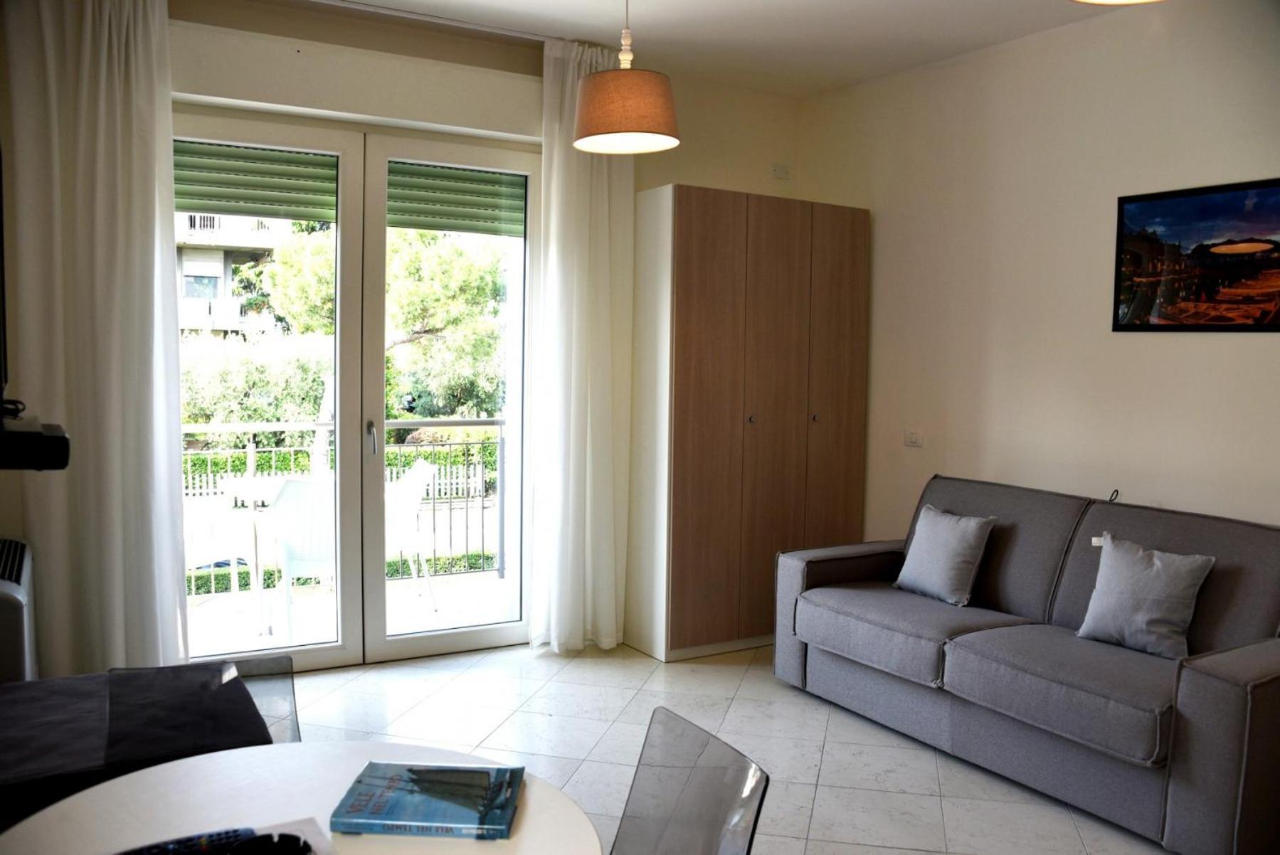 דסנזאנו דל גארדה Residenza Miralago II By Wonderful Italy מראה חיצוני תמונה